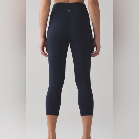 Lululemon Wunder Under Crop (Hi-Rise) (Full-On Luon 21") Cropped Leggings Size 6 - Picture 1 of 8